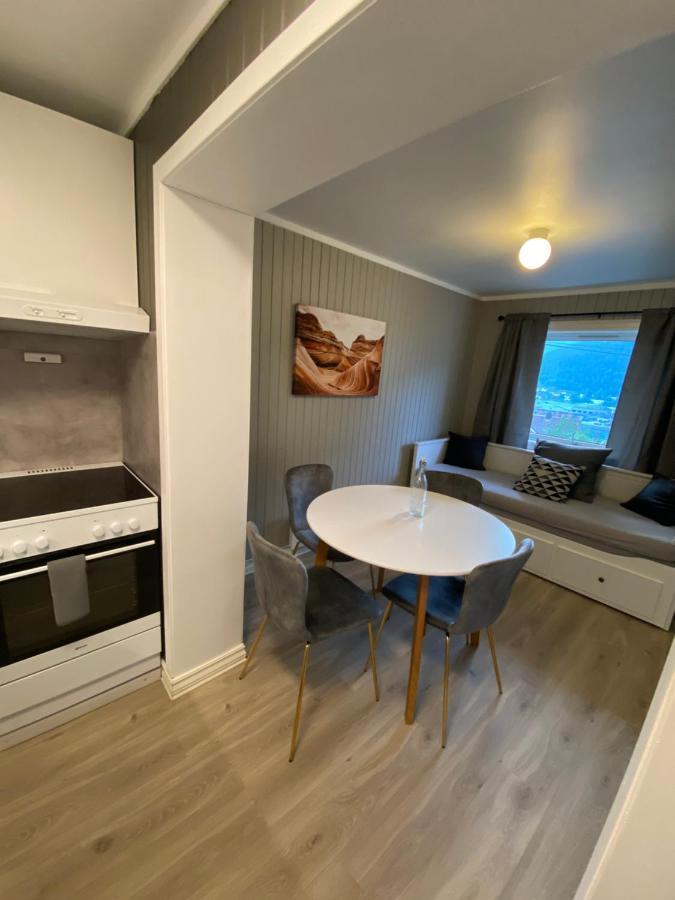 Ferienwohnung Leilighet Stryn Exterior foto